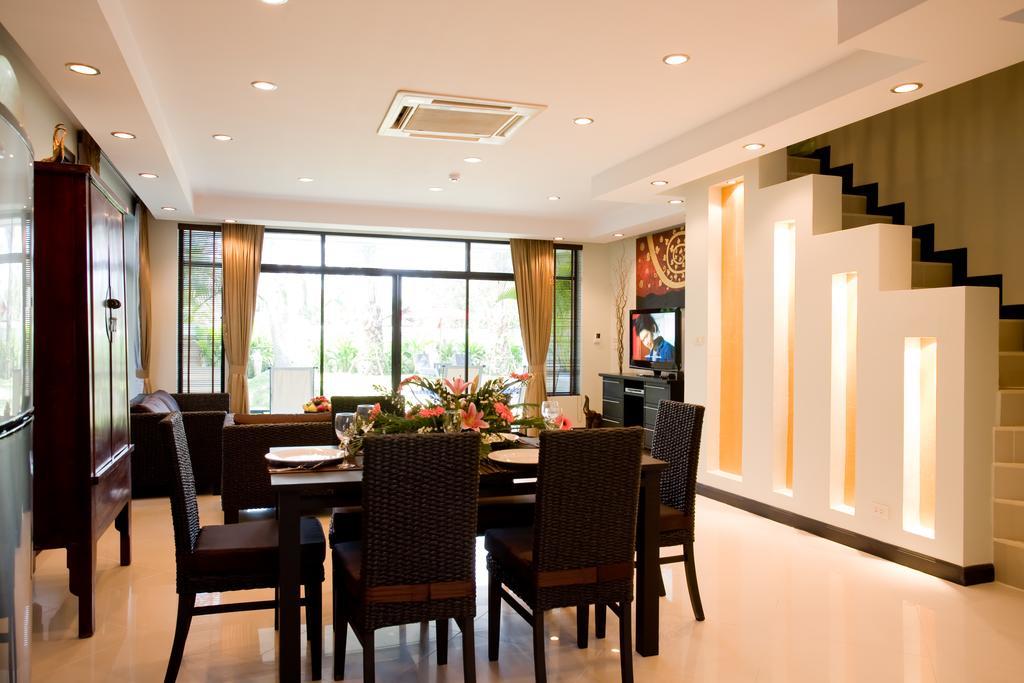 Palm Grove Resort, Pattaya Na Chom Thian Restaurant photo